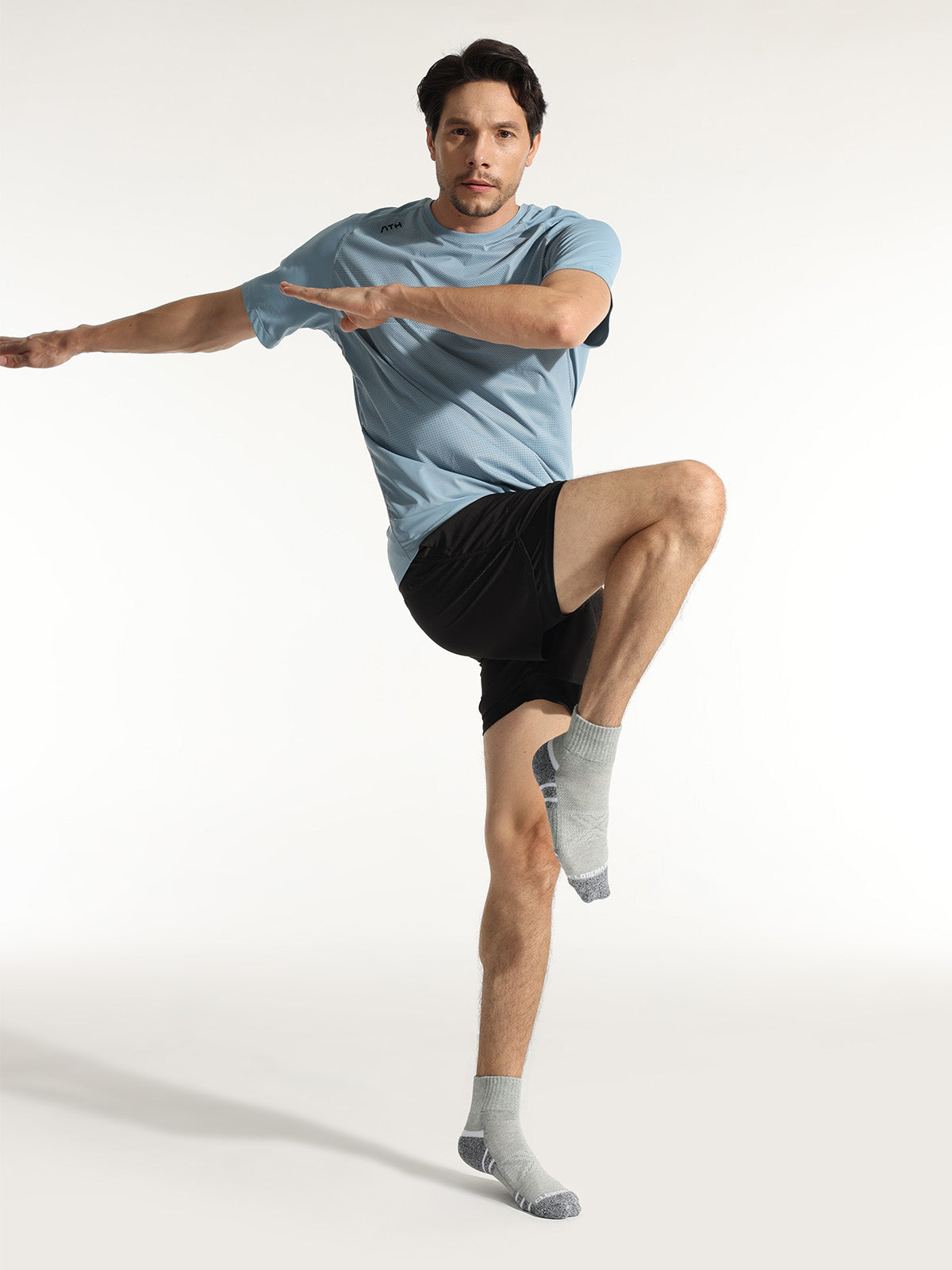 Men's Athletic Cushioned Crew Socks