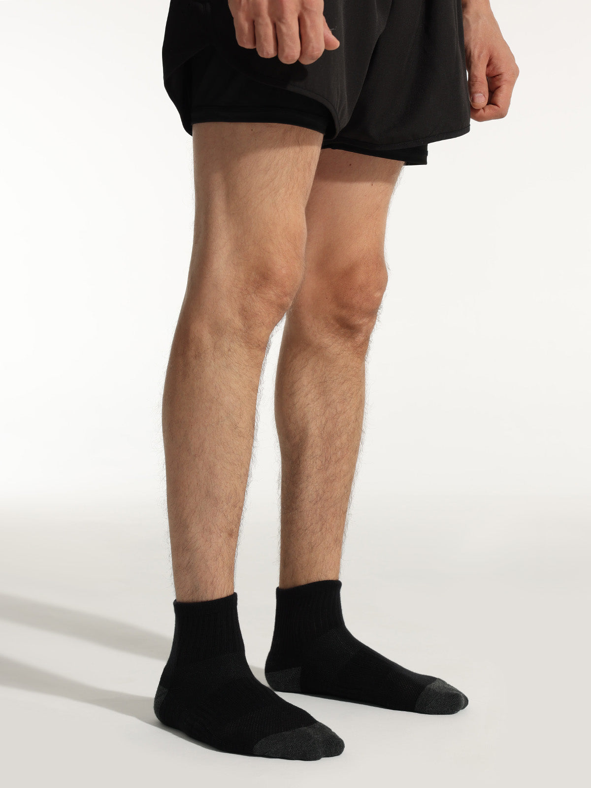 Unisex Athletic Cushioned Crew Socks