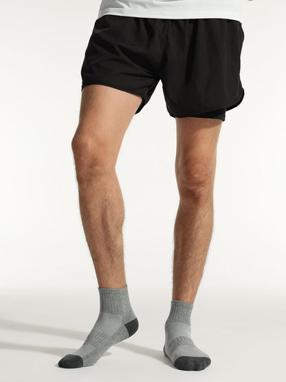Unisex Athletic Cushioned Crew Socks