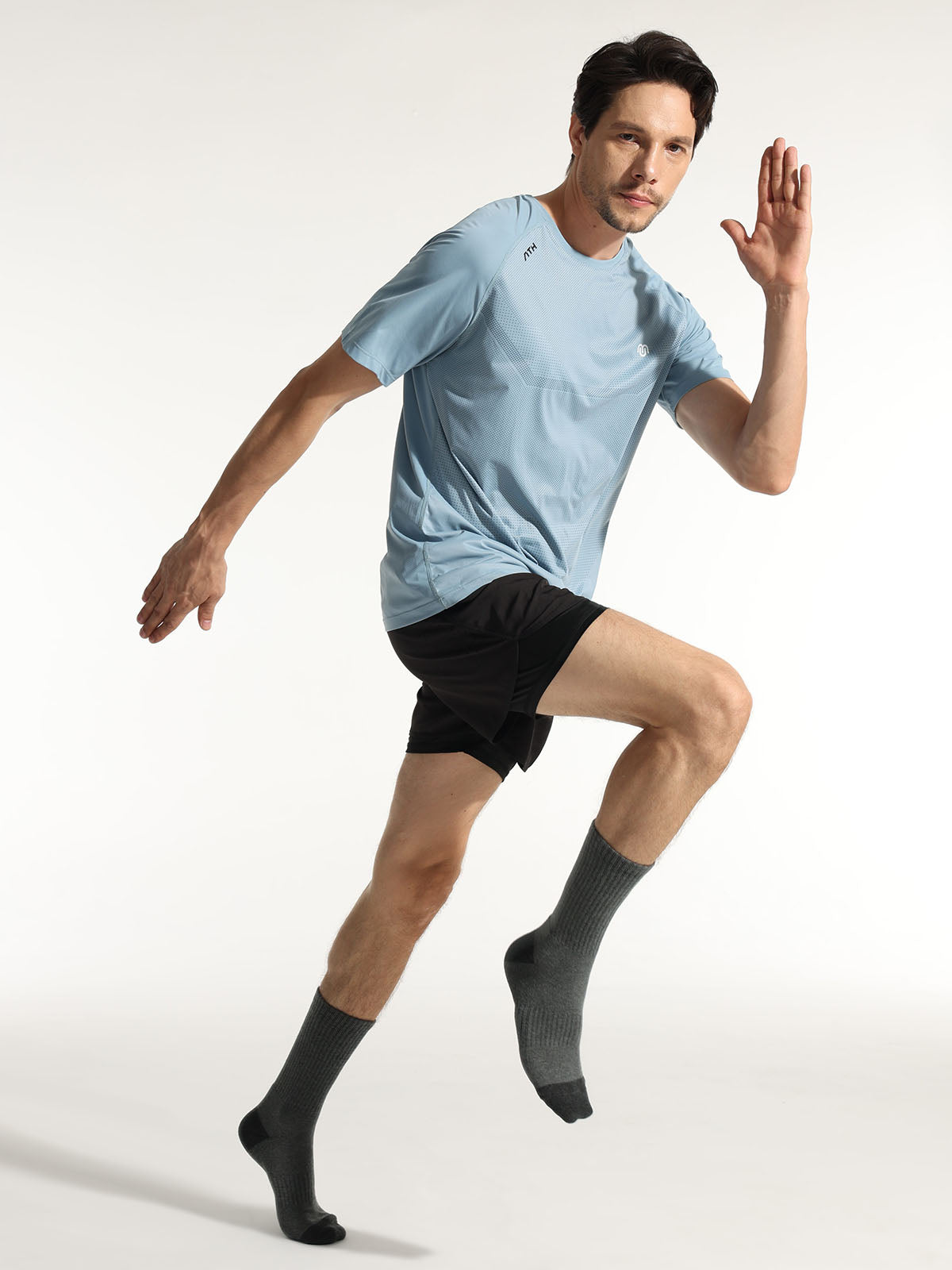 Men's Athletic Cushioned Mid-Calf Socks