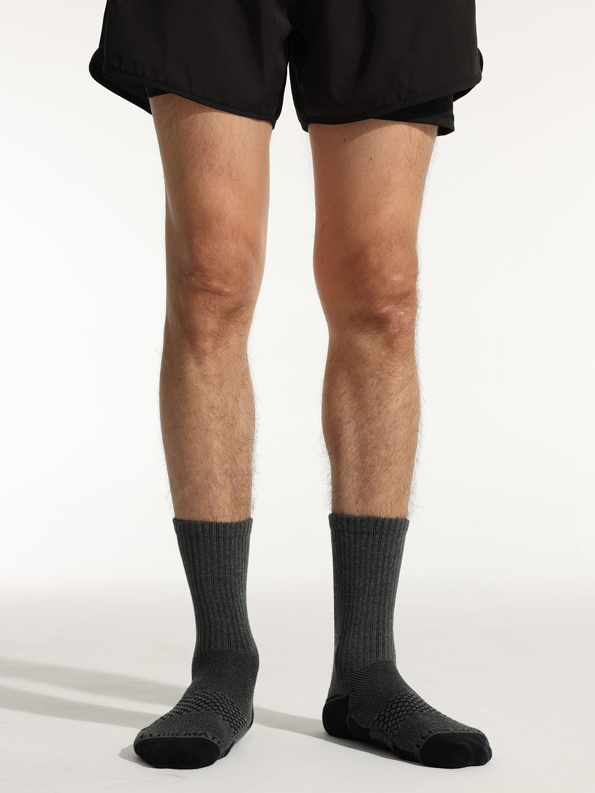Men's Outdoor Athletic Mid-Calf Socks
